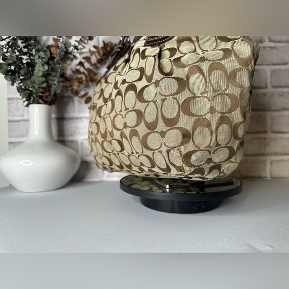 Coach Signature vintage Canvas Soho Shoulder Bag f15047 - Picture 5 of 13